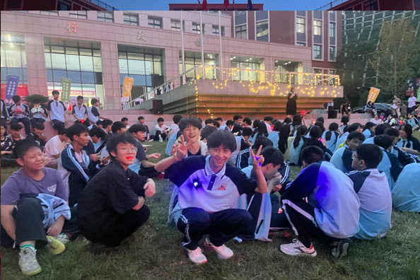 校园草地音乐节